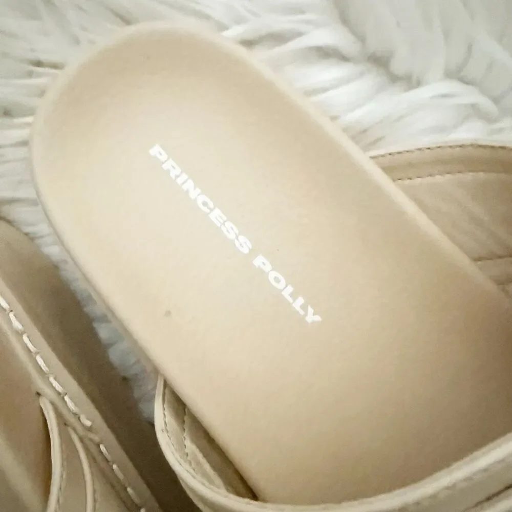 PRINCESS POLLY‎ | Cream Beige Ma Belle Slide on Buckle Sandals Vegan | Size 7